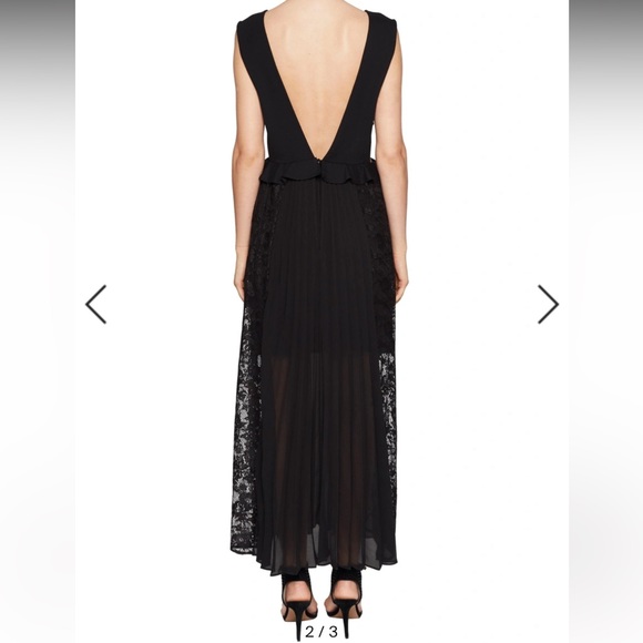 ANGELINA DEEP-V PLEATED LACE MAXI DRESS IN BLACK size 6 (fits a small) - Picture 2 of 3
